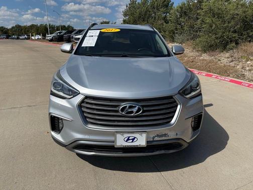 2017 Hyundai SANTA FE SE
