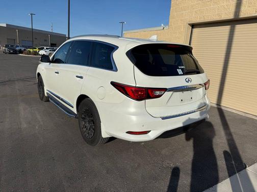 2017 INFINITI QX60 Base