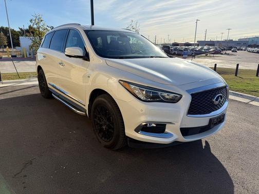 2017 INFINITI QX60 Base