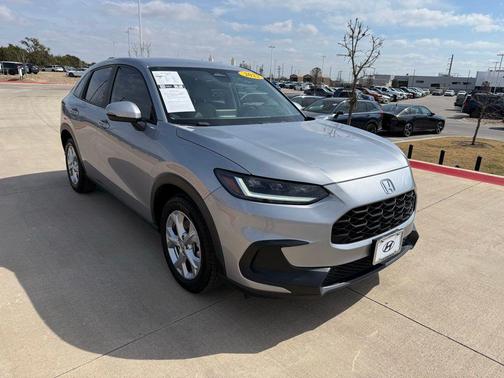 2023 Honda HR-V LX