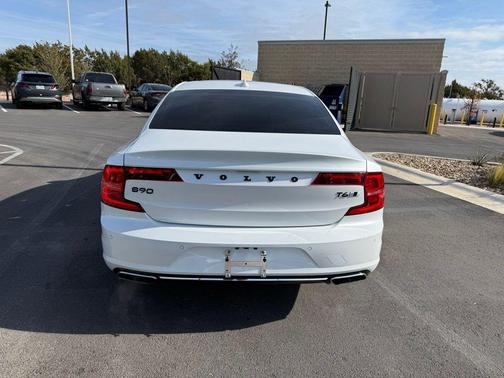 2020 Volvo S90 T6 R-Design