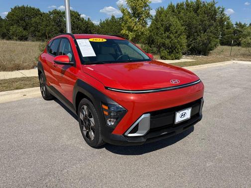 2024 Hyundai KONA SEL
