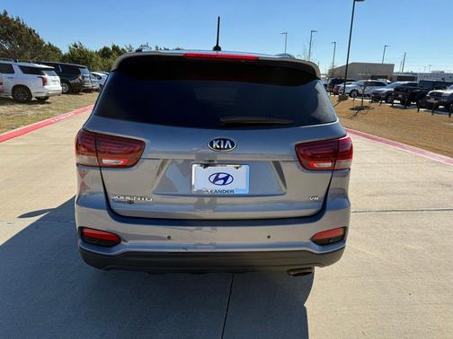2020 Kia Sorento S