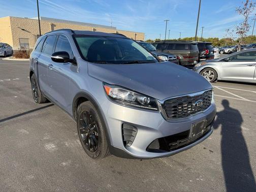 2020 Kia Sorento S