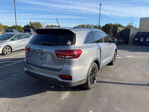 2020 Kia Sorento S