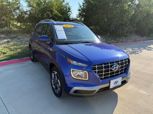 2024 Hyundai VENUE SEL