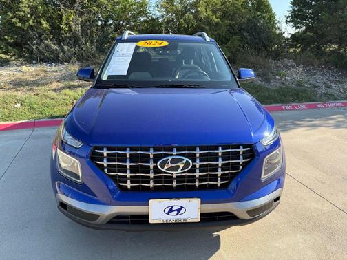 2024 Hyundai VENUE SEL