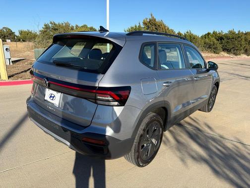 2025 Volkswagen Taos 1.5T S