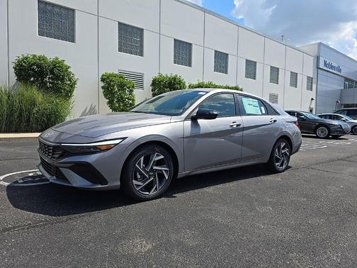 2025 Hyundai ELANTRA Sport