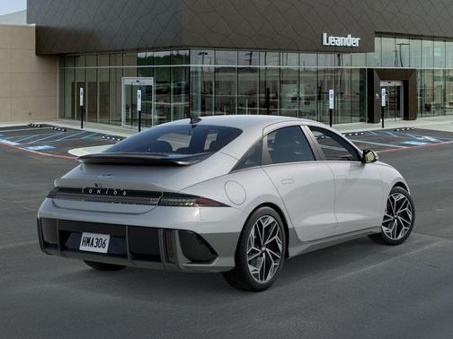 2025 Hyundai IONIQ 6 SEL