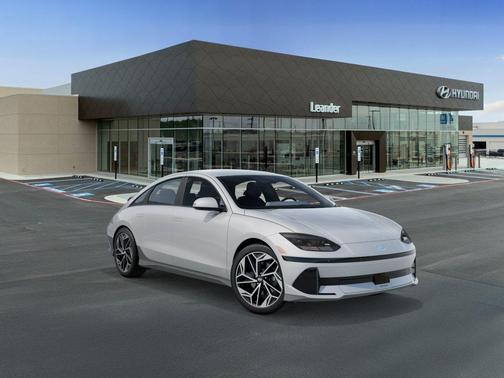 2025 Hyundai IONIQ 6 SEL