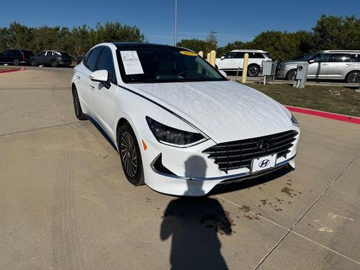 2023 Hyundai SONATA Hybrid Limited