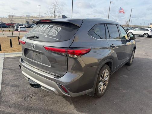 2021 Toyota Highlander Platinum