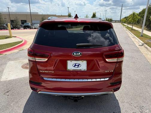 2018 Kia Sorento SX