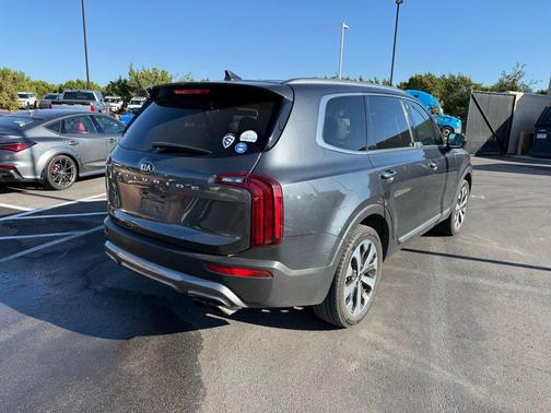 2021 Kia Telluride S