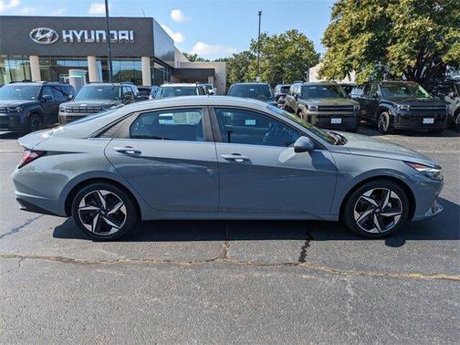 2021 Hyundai ELANTRA HEV Limited