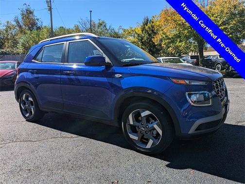 2025 Hyundai VENUE SEL