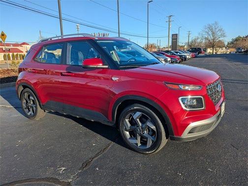 2023 Hyundai VENUE Limited
