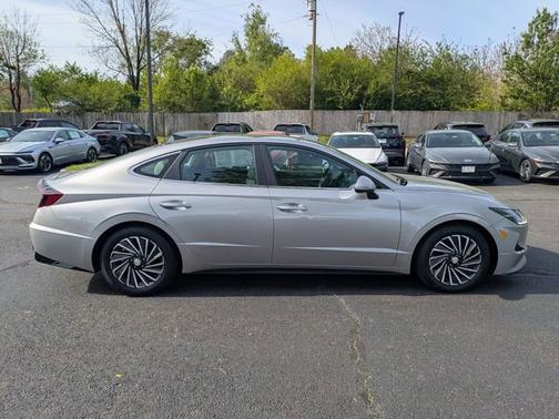Silver 2021 Hyundai SONATA Hybrid Limited