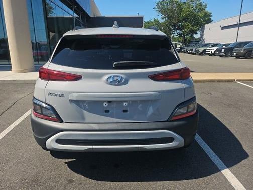 Silver 2023 Hyundai KONA SEL