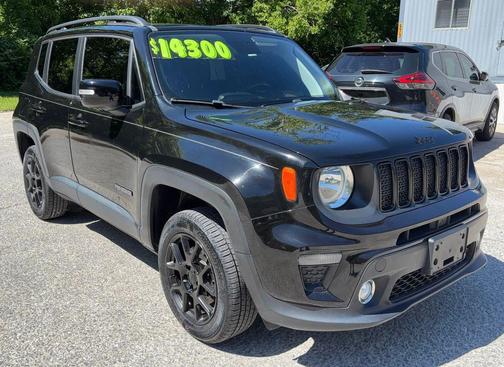 Black Clearcoat 2019 Jeep Renegade Altitude
