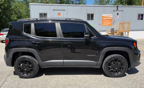 Black Clearcoat 2019 Jeep Renegade Altitude