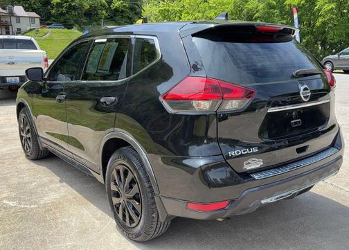 Magnetic Black 2018 Nissan Rogue S