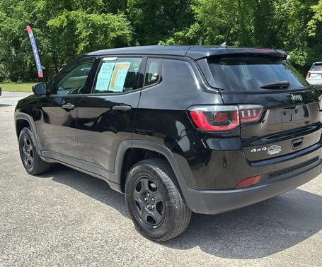 Diamond Black Crystal Pearlcoat 2017 Jeep New Compass Sport