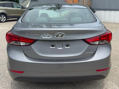 Titanium Gray Metallic 2014 Hyundai ELANTRA Limited