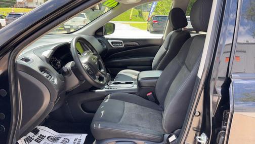 Magnetic Black 2018 Nissan Pathfinder S