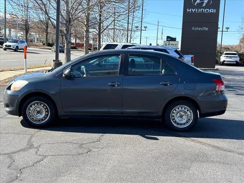 2007 Toyota Yaris Base