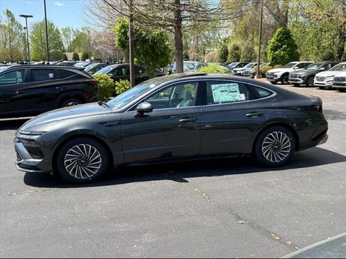 2025 Hyundai SONATA Hybrid Limited