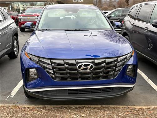2022 Hyundai TUCSON SE