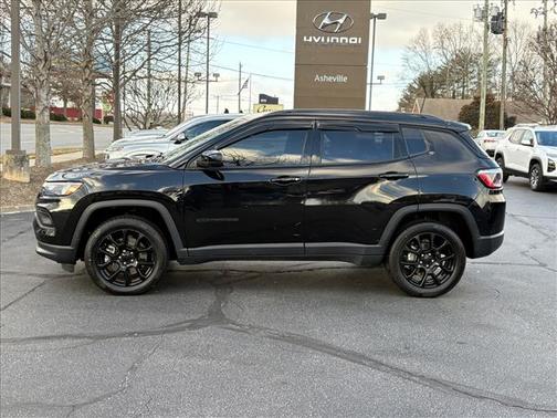 2023 Jeep Compass Altitude