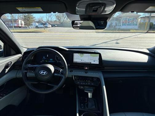 2025 Hyundai ELANTRA HEV Limited