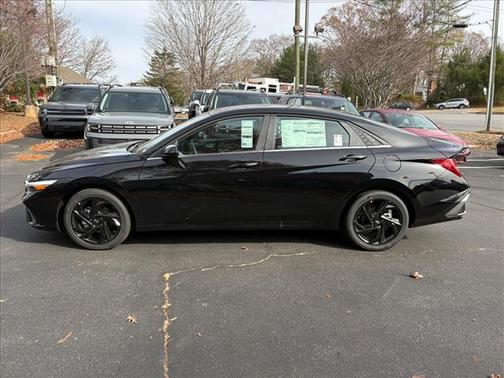 2026 Hyundai ELANTRA SEL