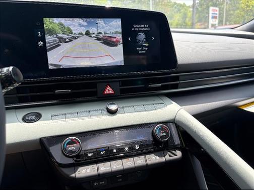 2025 Hyundai ELANTRA HEV Limited
