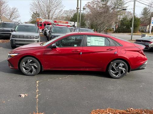 2025 Hyundai ELANTRA SEL Sport