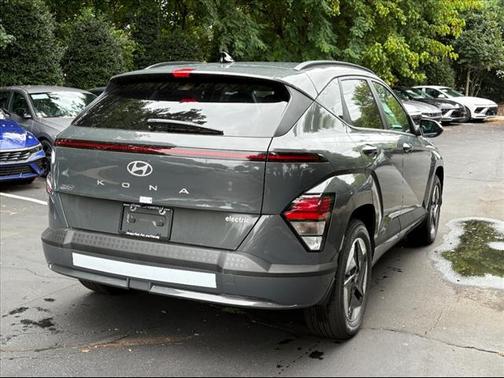 2025 Hyundai KONA EV SEL