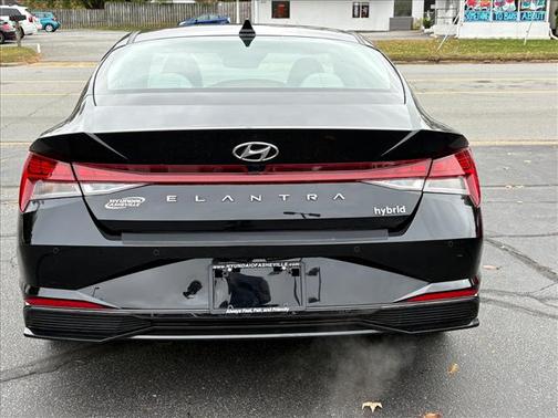 2023 Hyundai ELANTRA HEV Limited