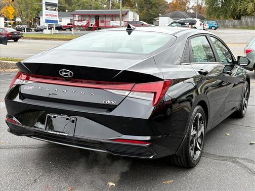 2023 Hyundai ELANTRA HEV Limited