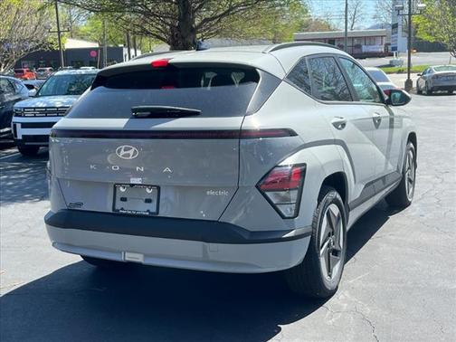 2025 Hyundai KONA EV SEL