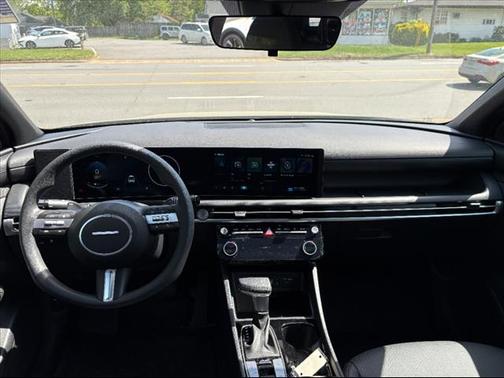 2025 Hyundai SANTA CRUZ SEL Activity
