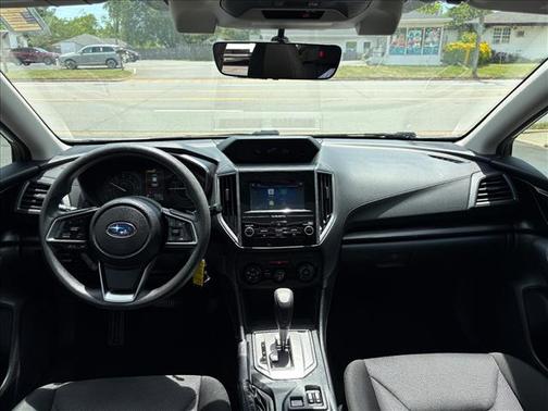 Crystal White Pearl 2018 Subaru Impreza 2.0i Premium