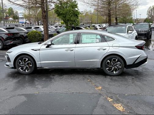 2025 Hyundai SONATA SEL