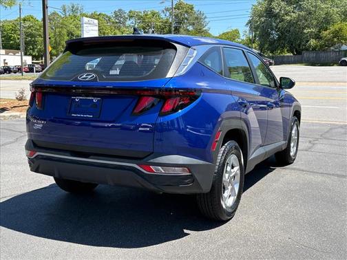Intense Blue Pearl 2024 Hyundai TUCSON SE