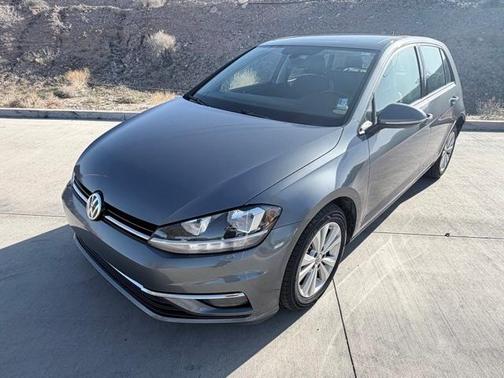 2018 Volkswagen Golf TSI SE