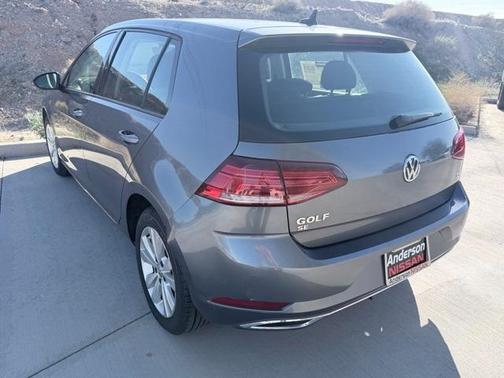 2018 Volkswagen Golf TSI SE