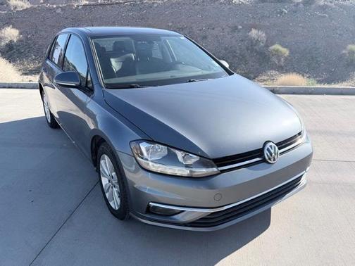 2018 Volkswagen Golf TSI SE