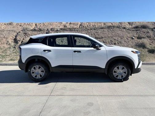 Fresh Powder 2026 Nissan Kicks S